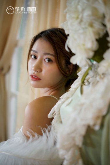窗台干趴女神让全小区都看见淫贱